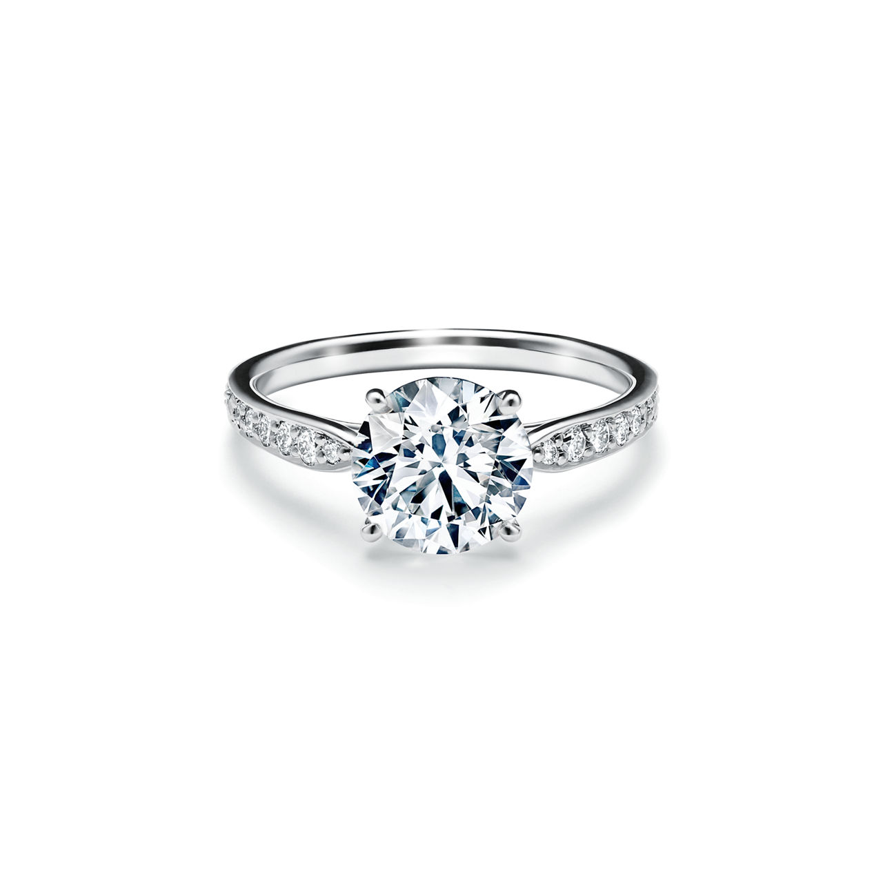 Round Brilliant Engagement Ring with a Diamond Platinum Band