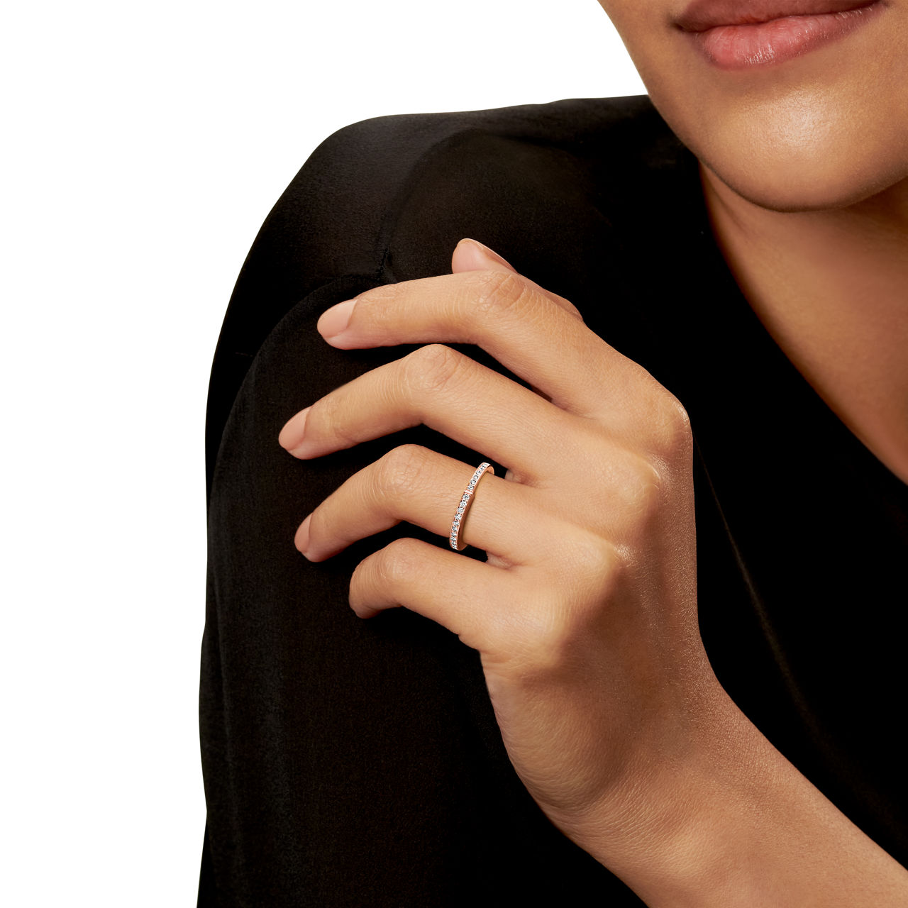 Ring in Rose Gold with Pavé Diamonds