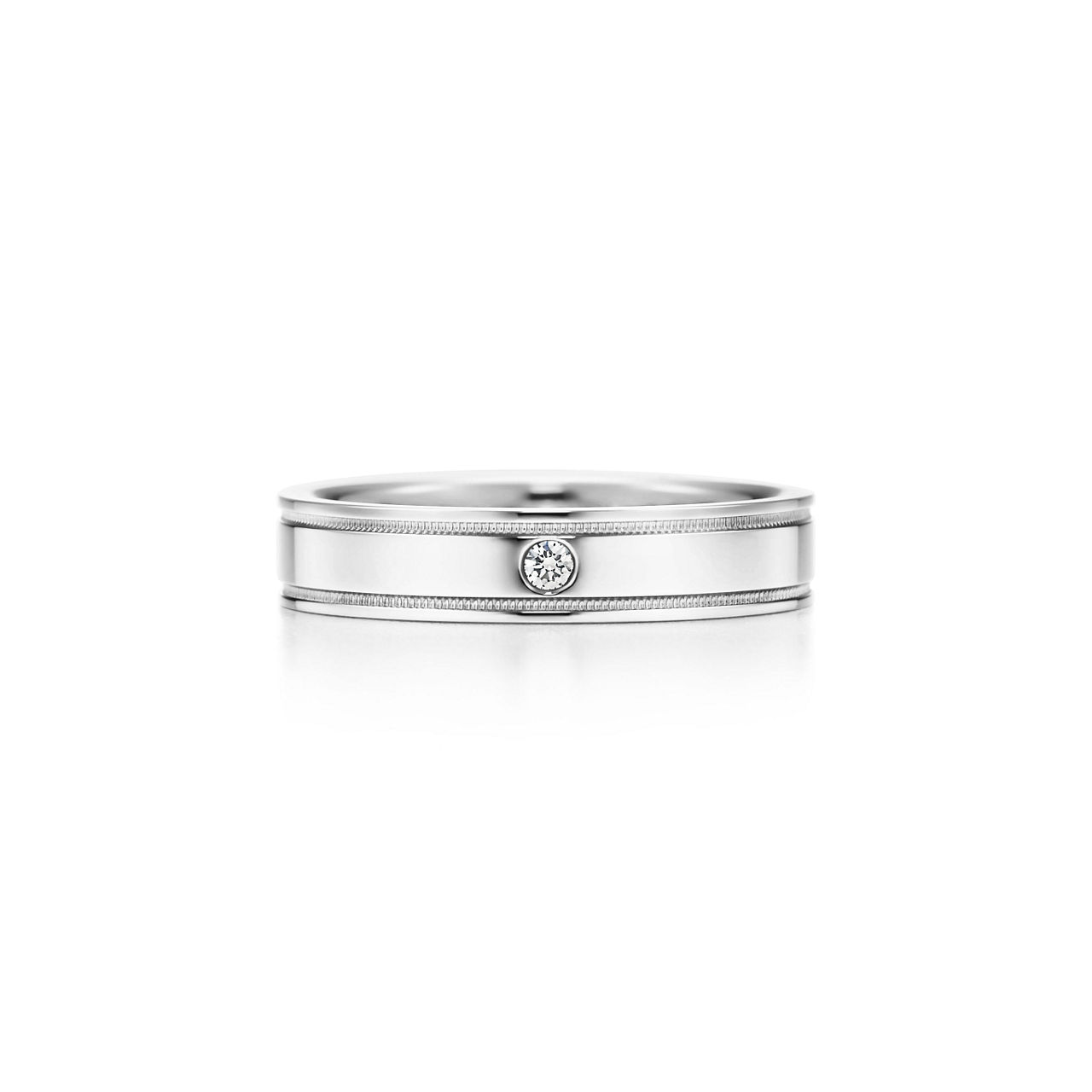 Double Milgrain Band Ring in Platinum with a Diamond, 4 mm Wide