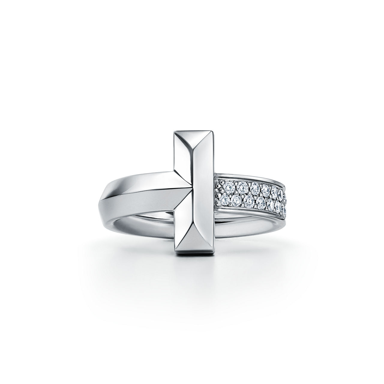 T1 Ring in White Gold with Diamonds